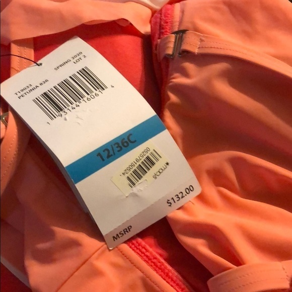 CONTOURS by Coco Reef Ruffle One Piece Swimsuit - Picture 3 of 4